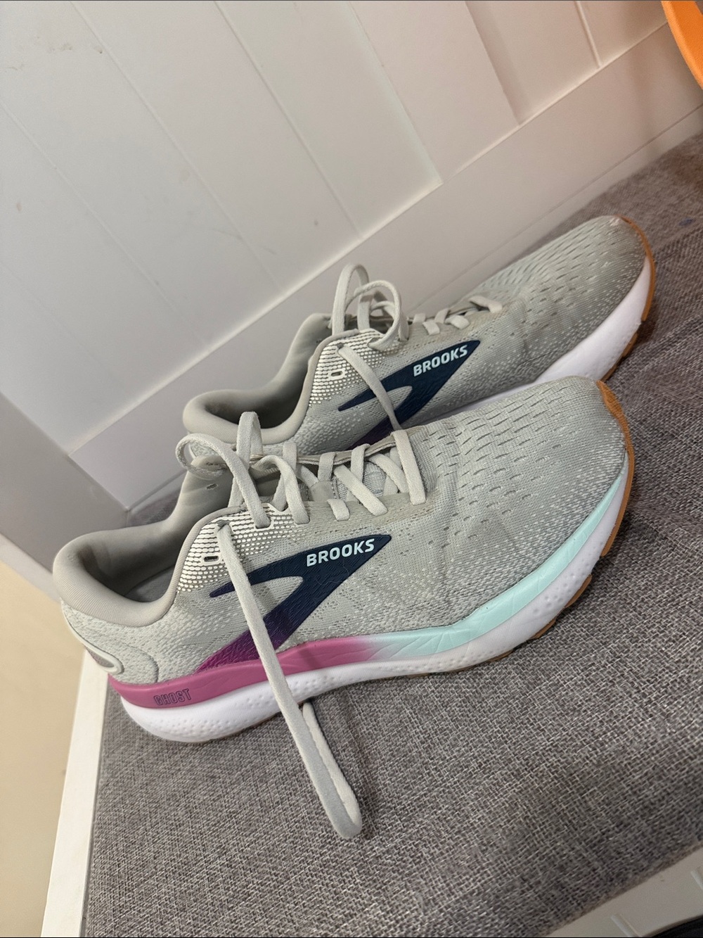 Brooks Women's Light Gray Running Shoes with Mint & Pink Accents